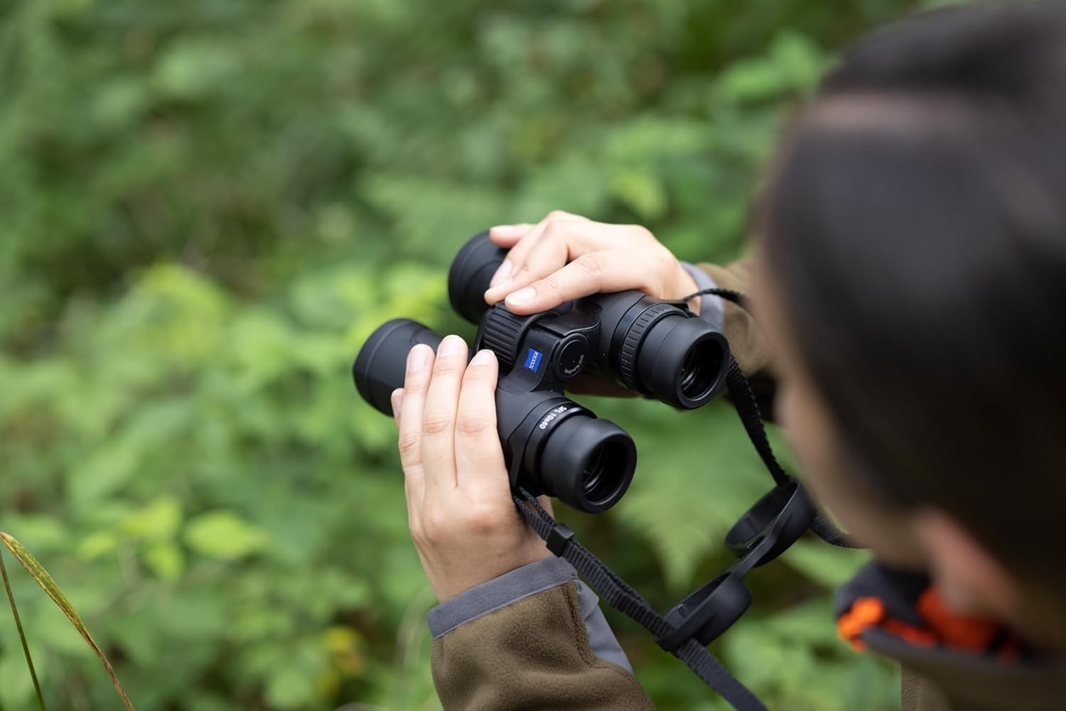 10x40 UHD Lightweight Binoculars Wide-View Outdoor Birdwatching Optics