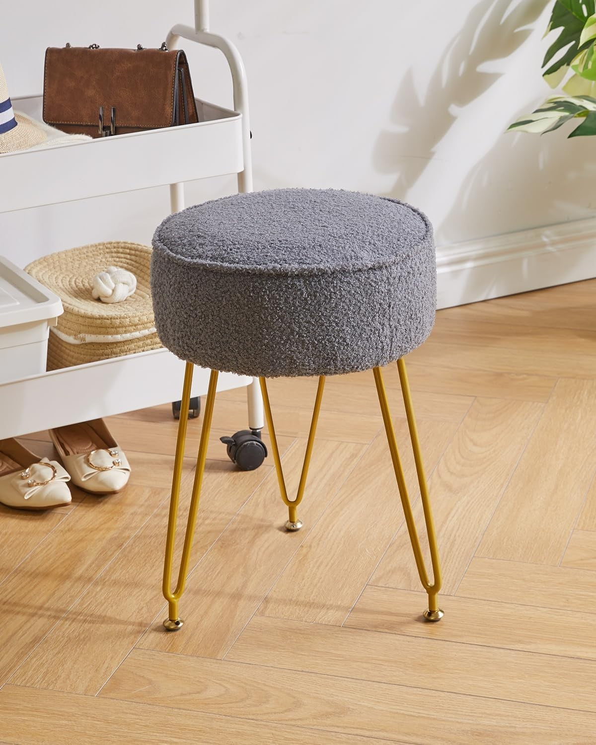 Teddy Velvet Round Footrest Ottoman – Cozy Vanity Stool with Metal Legs