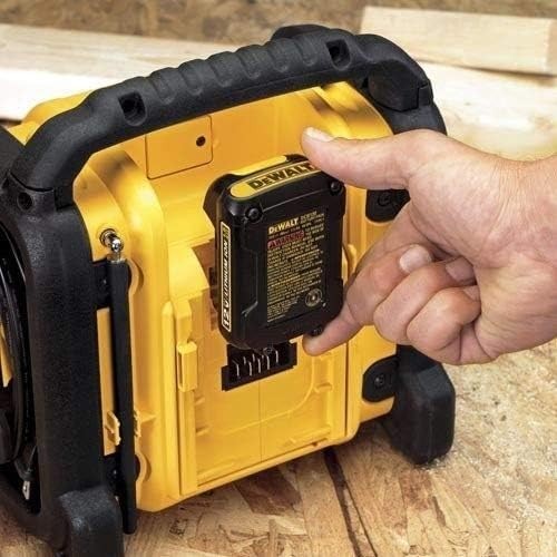 Jobsite DAB FM Digital Radio Portable USB 240V Compact Heavy-Duty