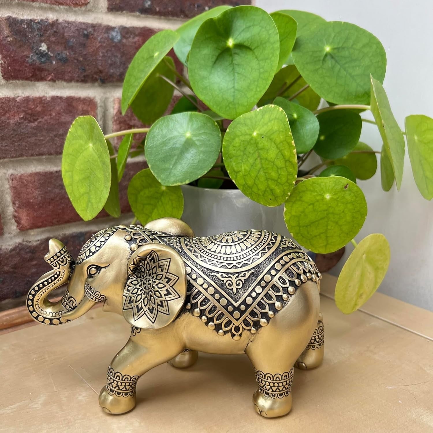 Golden Elephant Ornament Home Decor – Elegant Gold Figurine Resin Statue Gift