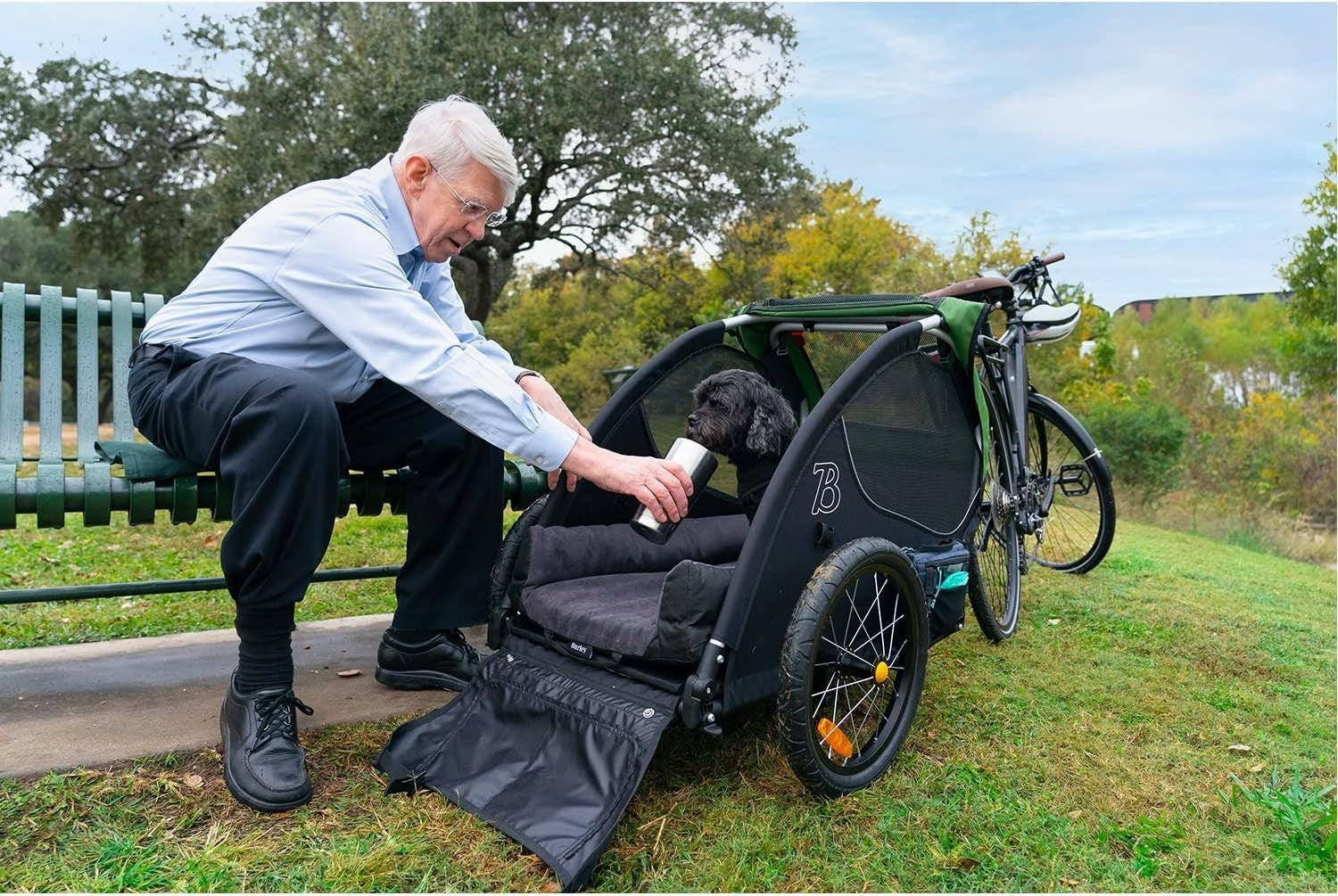 Pet Bike Trailer with Mesh Windows Lightweight Cargo Wagon for Dogs Cats