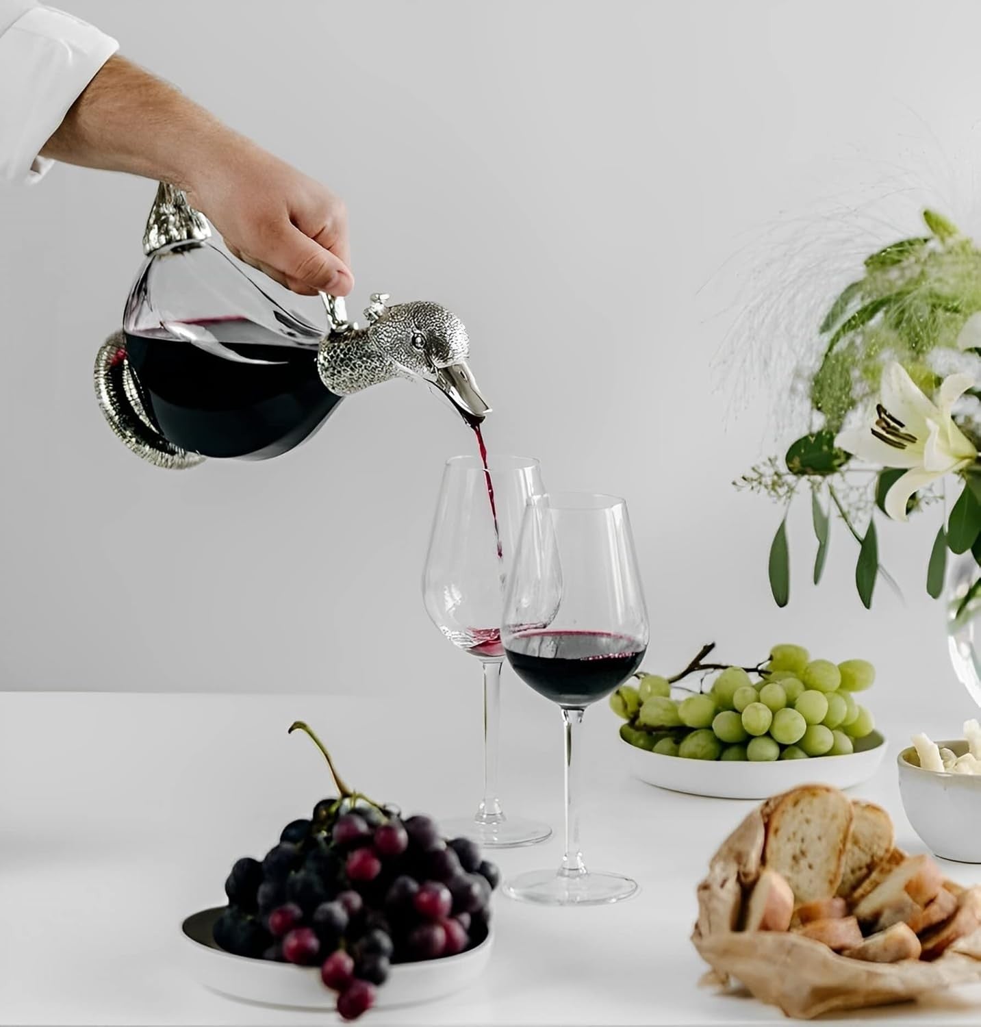 Luxury Silver Duck Wine Decanter 750ml Glass Carafe Elegant Gift Display