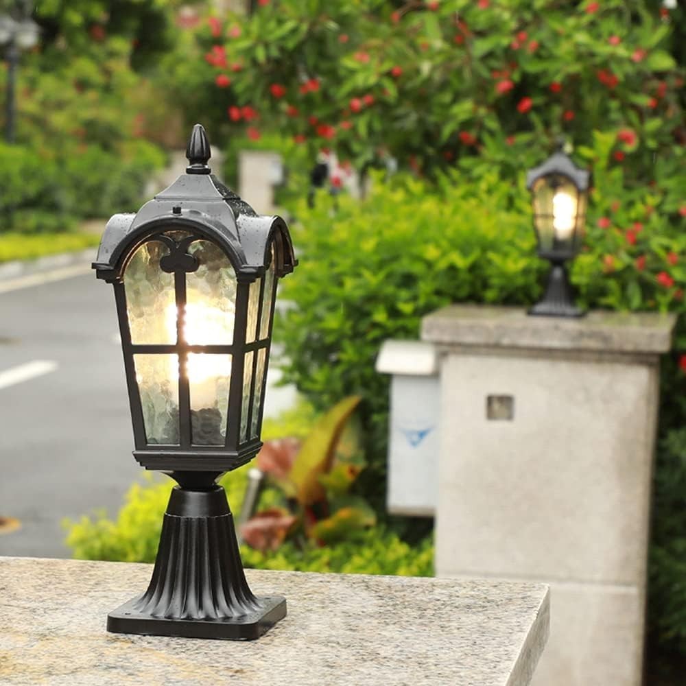 Vintage Outdoor Post Light – Retro Garden Lantern IP55 Weatherproof (B)