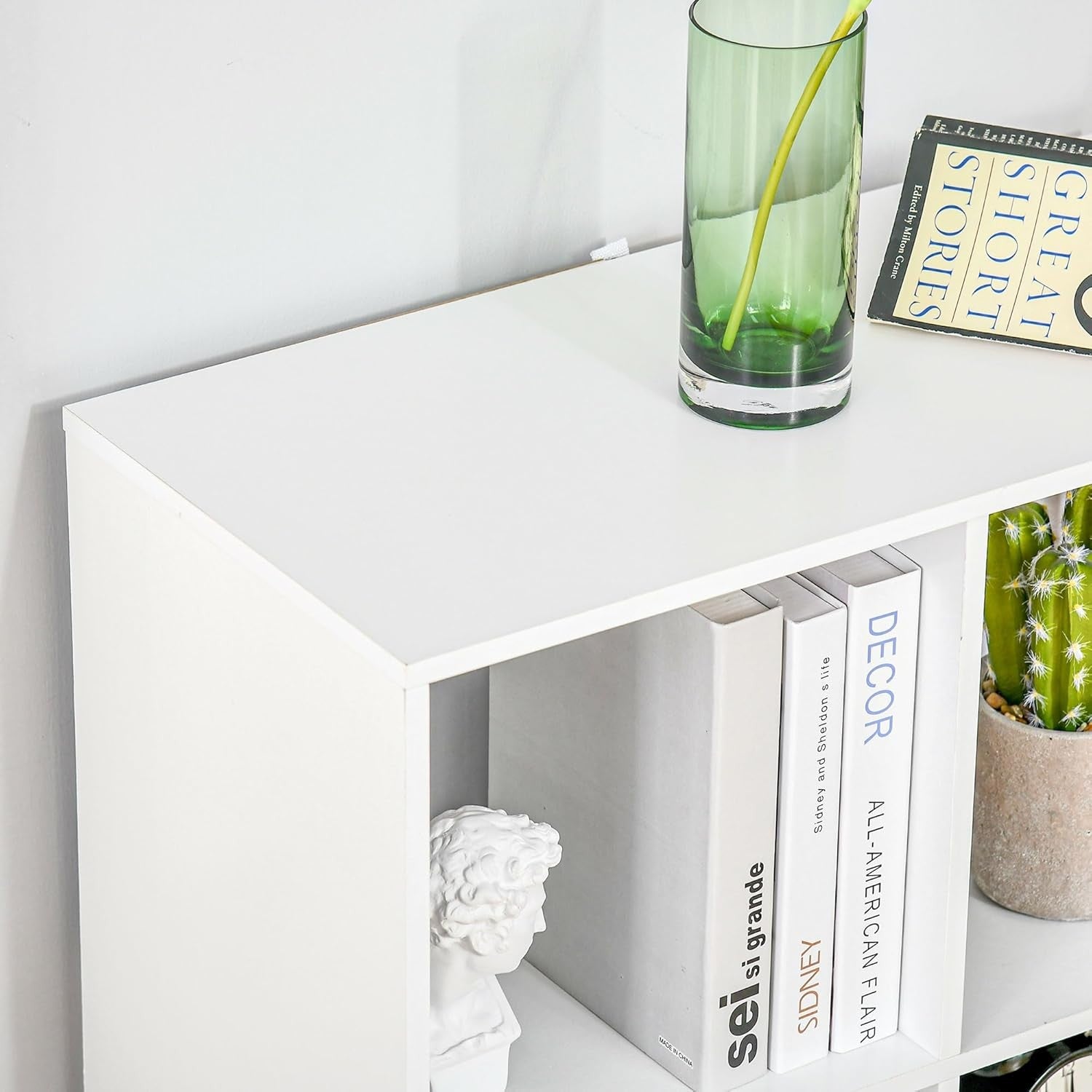 White 6-Cube Bookcase Storage Unit Modern Shelving for Home Office Bedroom