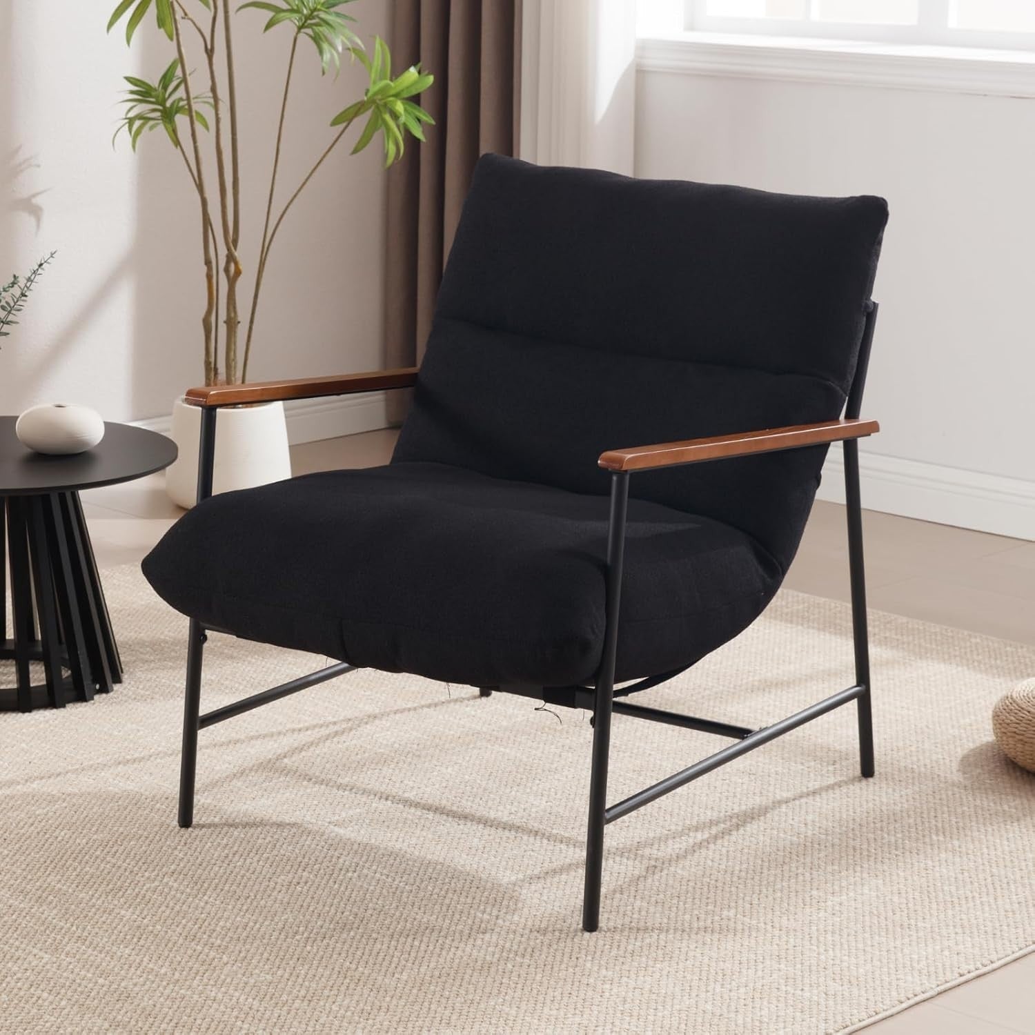 Black Faux Fur Lounge Chair Modern Accent Armchair for Living Room