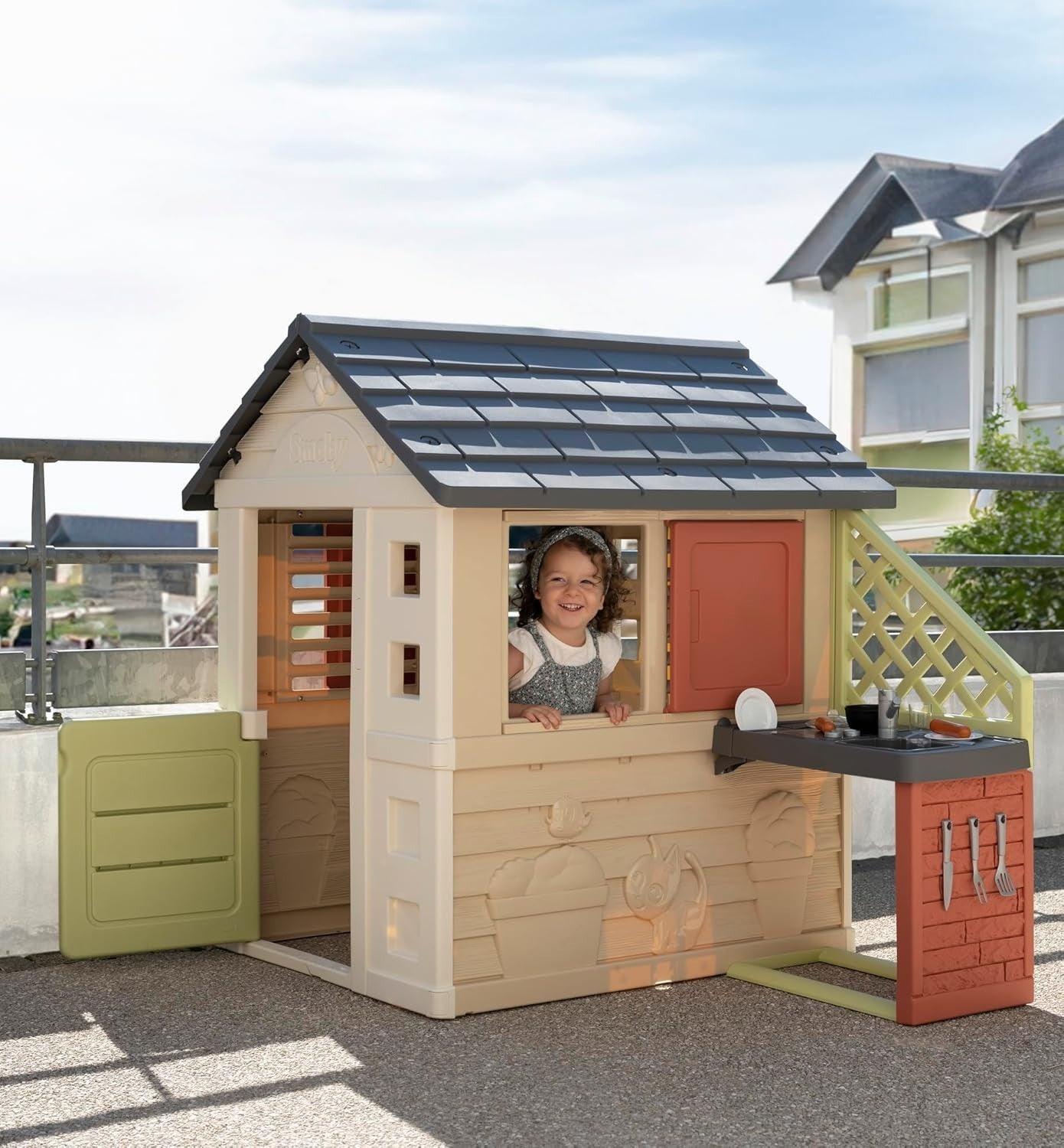 Kids Indoor Outdoor Playhouse with Kitchen Sustainable Plastic Garden House