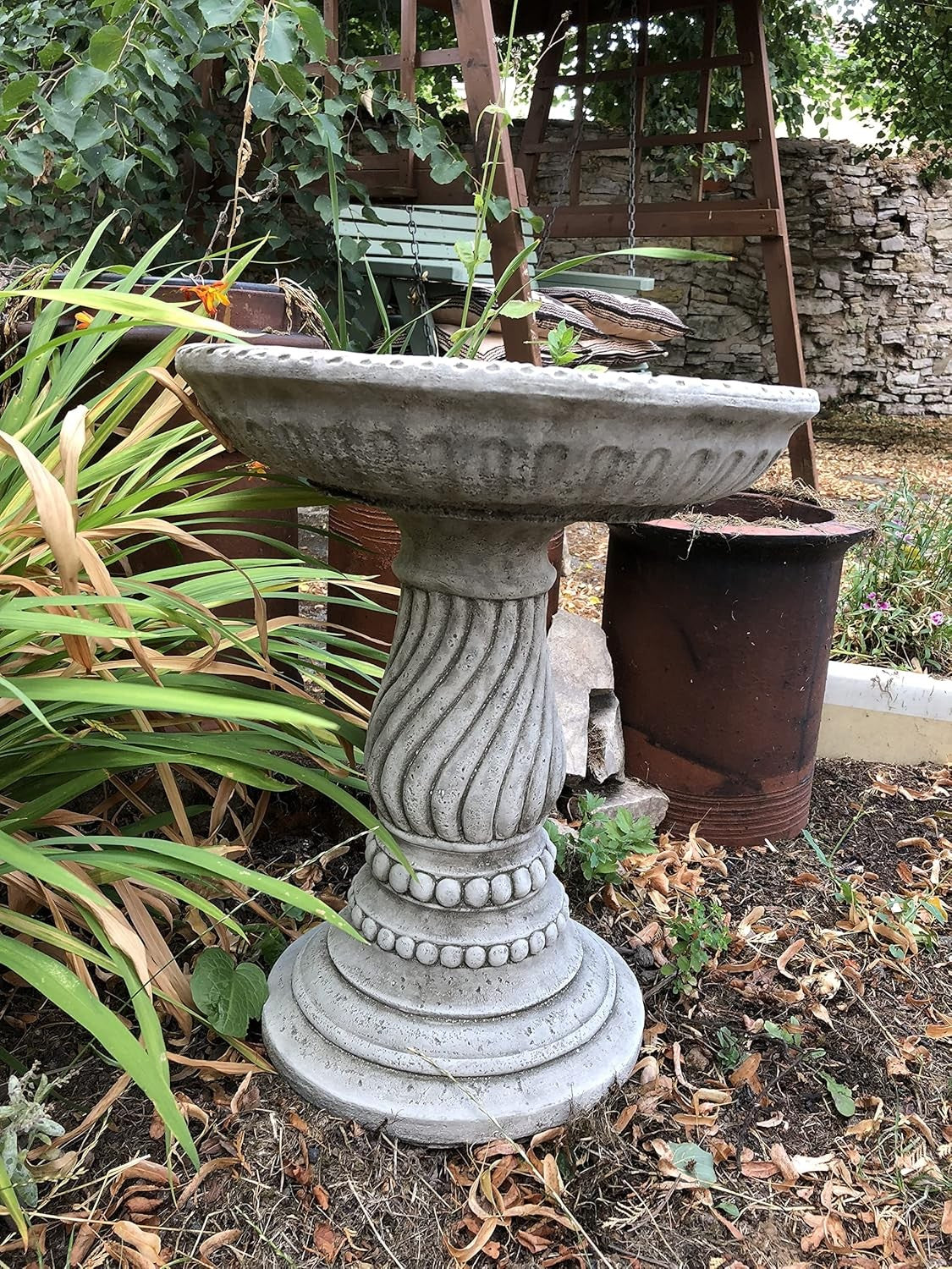 Concrete Stone Bird Bath Outdoor Garden Ornament Twist Base Heavy