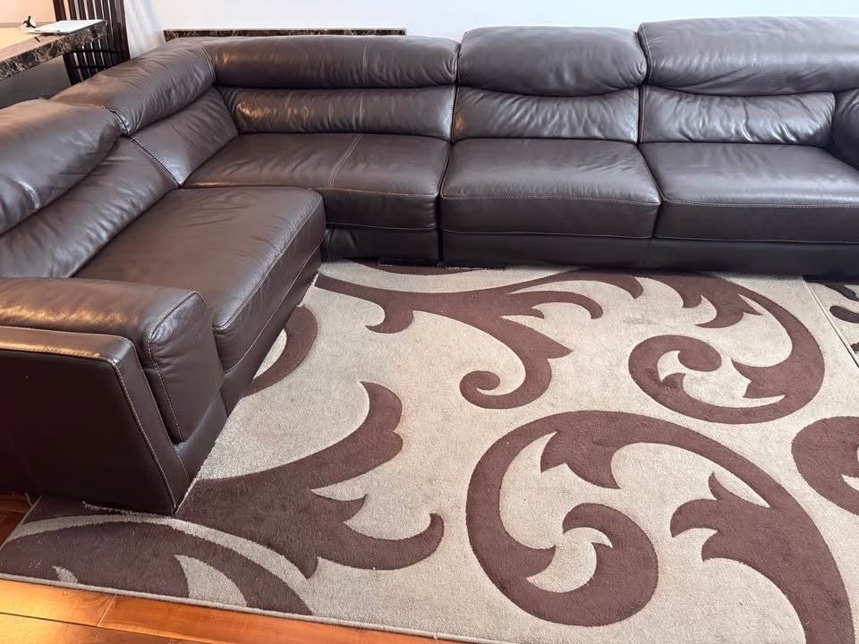 Deeply Large Brown Comfortable Leather Corner Sofa Sectional (PTP)