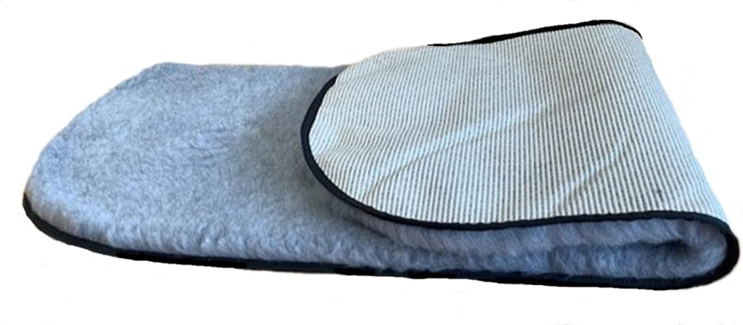 Pet Car Back Seat Protector Non Slip Veterinary Bedding Mat 126x48cm