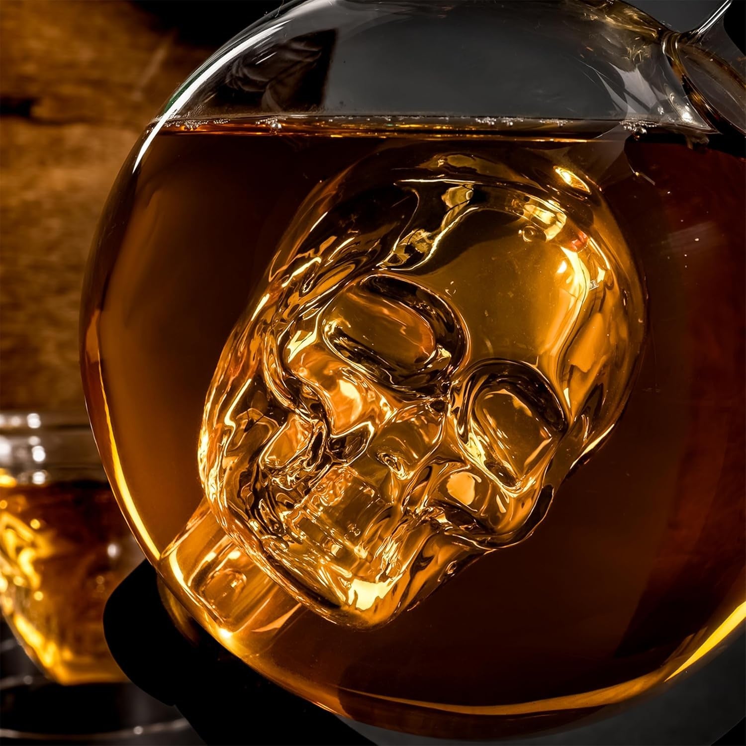 900ml Skull Whiskey Decanter Set with Glasses, Stones & Luxury Stand