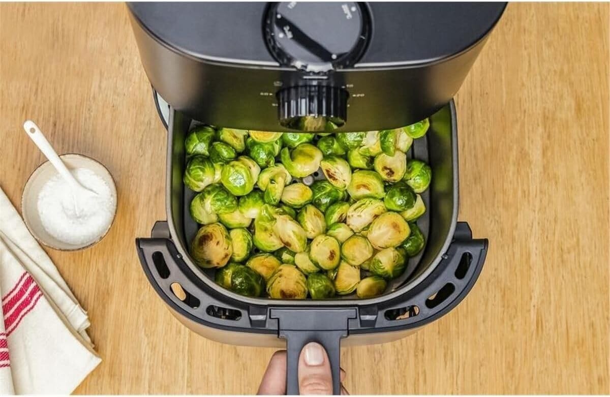 Air Fryer 3.5L Oil Free Compact Energy Saving Crispy Results Timer Temp Control