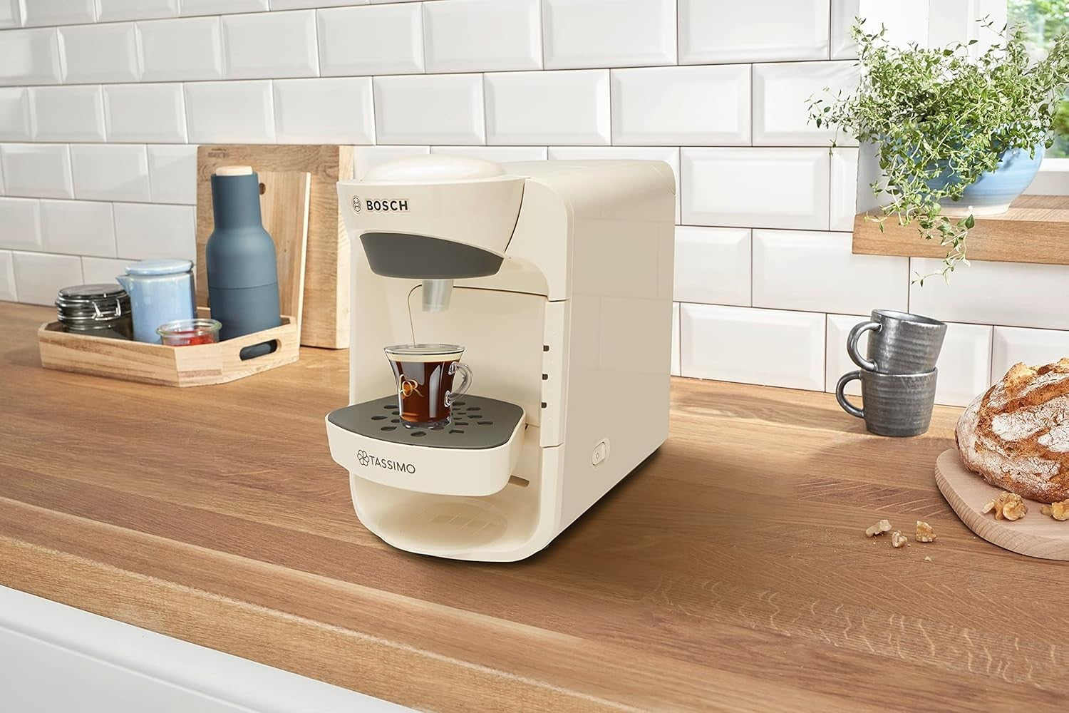 Cream Pod Coffee Machine 1300W Compact One-Touch Brewer with 0.8L Tank