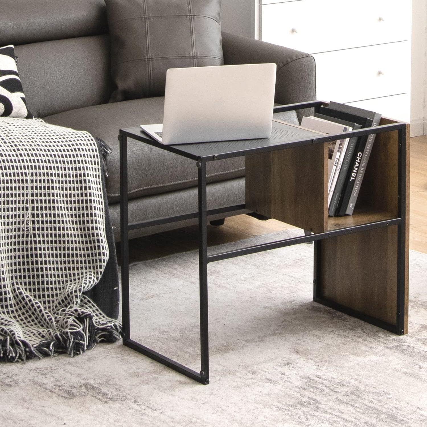 Reversible C-Shaped Industrial Side Table with Storage Shelf – Metal & Wood Beds