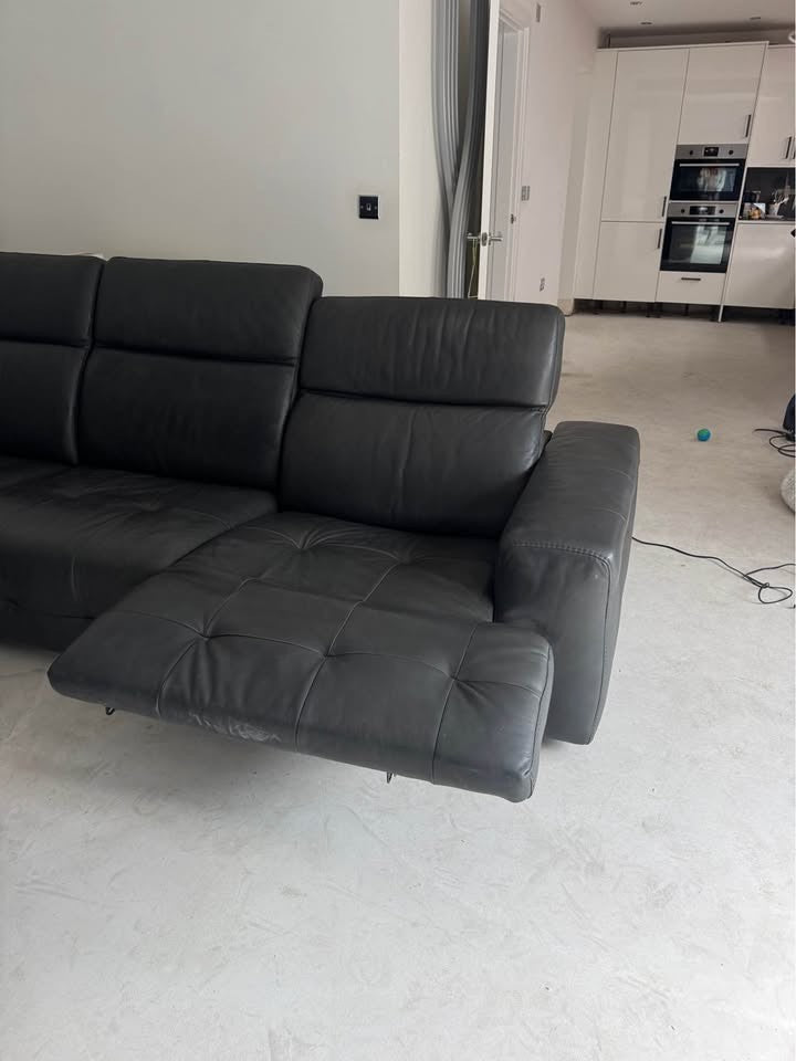 Natuzzi Black Leather Recline Corner Sofa (PTP)