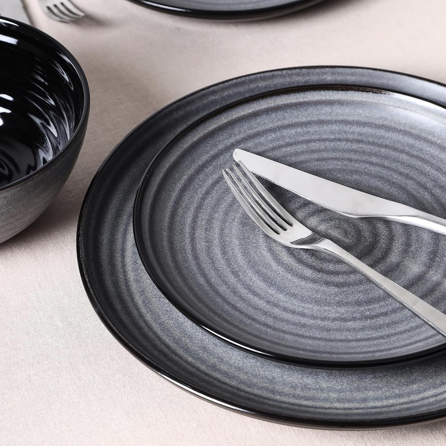 4pc Stoneware Dinner Plates Set Black Scratch Resistant Modern Dining