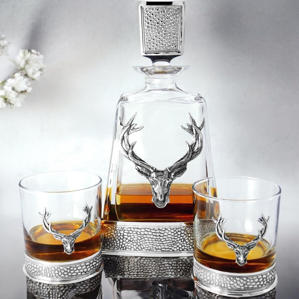 Luxury 650ml Stag Head Whiskey Decanter – Crystal Glass with Pewter Base & Lid