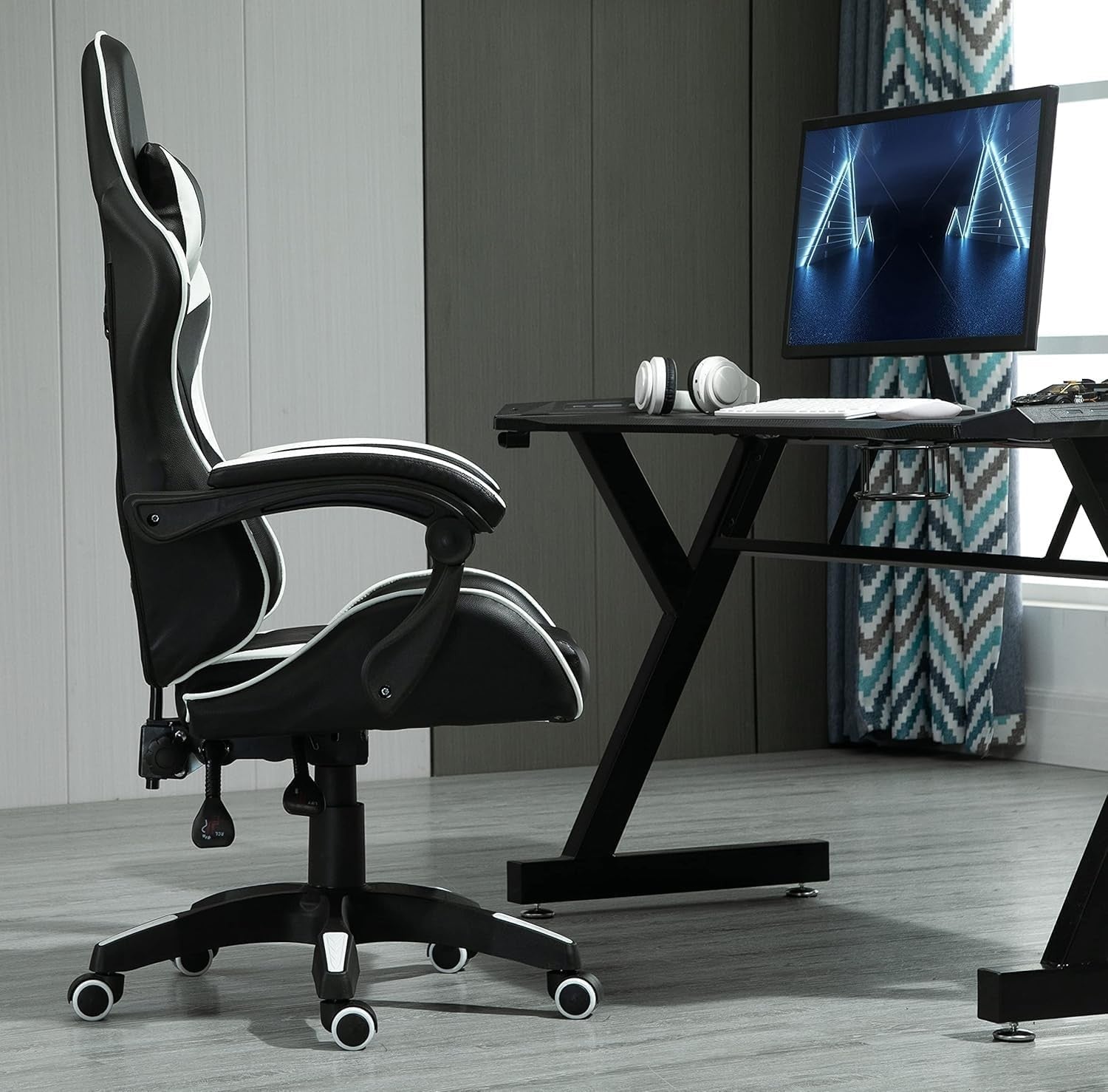Reclining Gaming Chair Faux Leather Office Desk Chair w/ Lumbar White