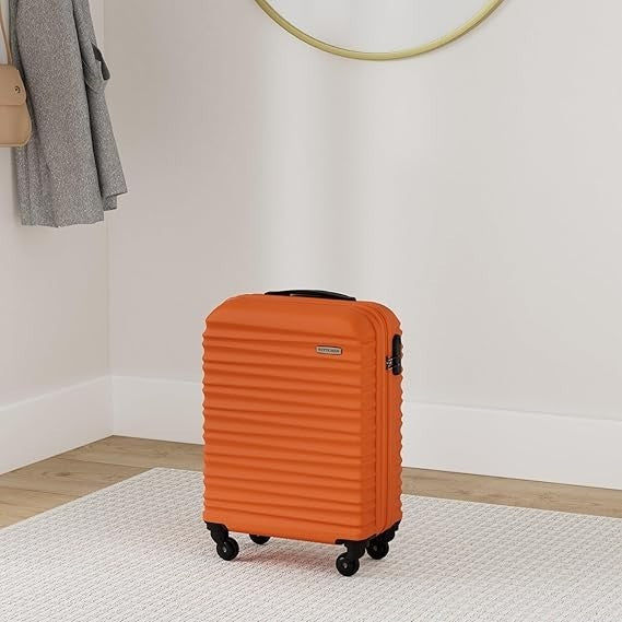Compact Cabin Luggage Lightweight Carry On 4 Wheels Secure Lock