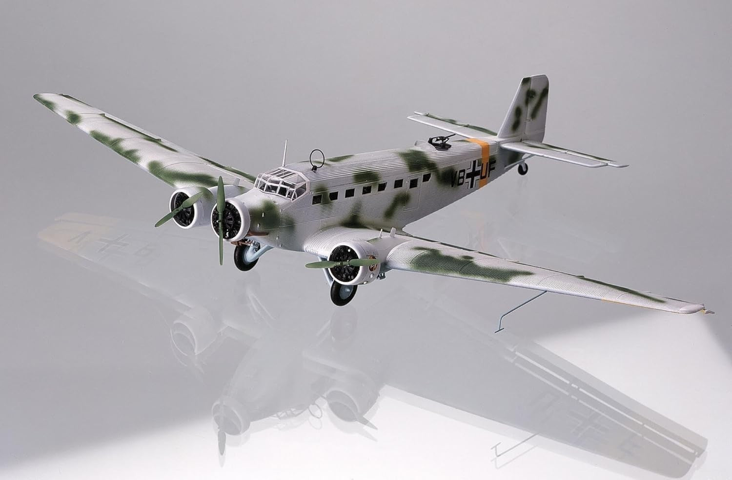 1:72 Junkers JU 52/3M Aircraft Model Kit | Aviation Scale Build Set