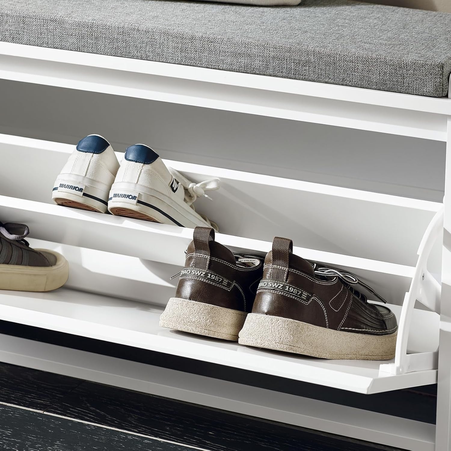 White Shoe Storage Bench with Cushion – Flip Drawer, Space Saving Seat 80cm
