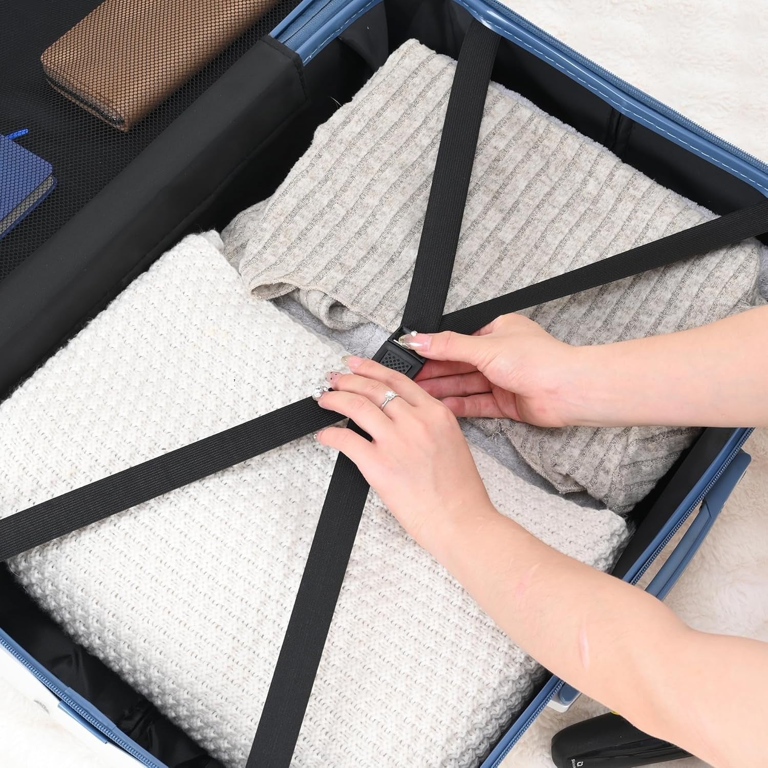 Large Travel Suitcase 28” Lightweight Hard Shell TSA Lock Spinner Wheels