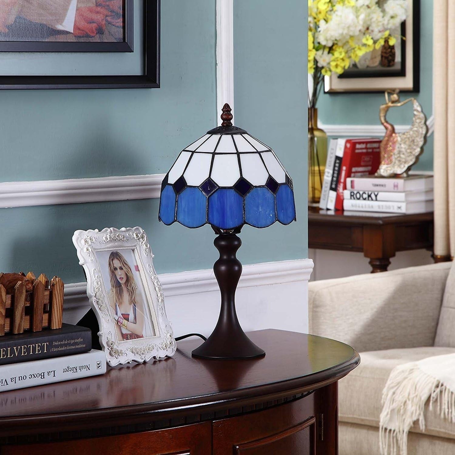 Stained Glass Table Lamp 8in Shade 15in Tall Bedside Accent Light E27