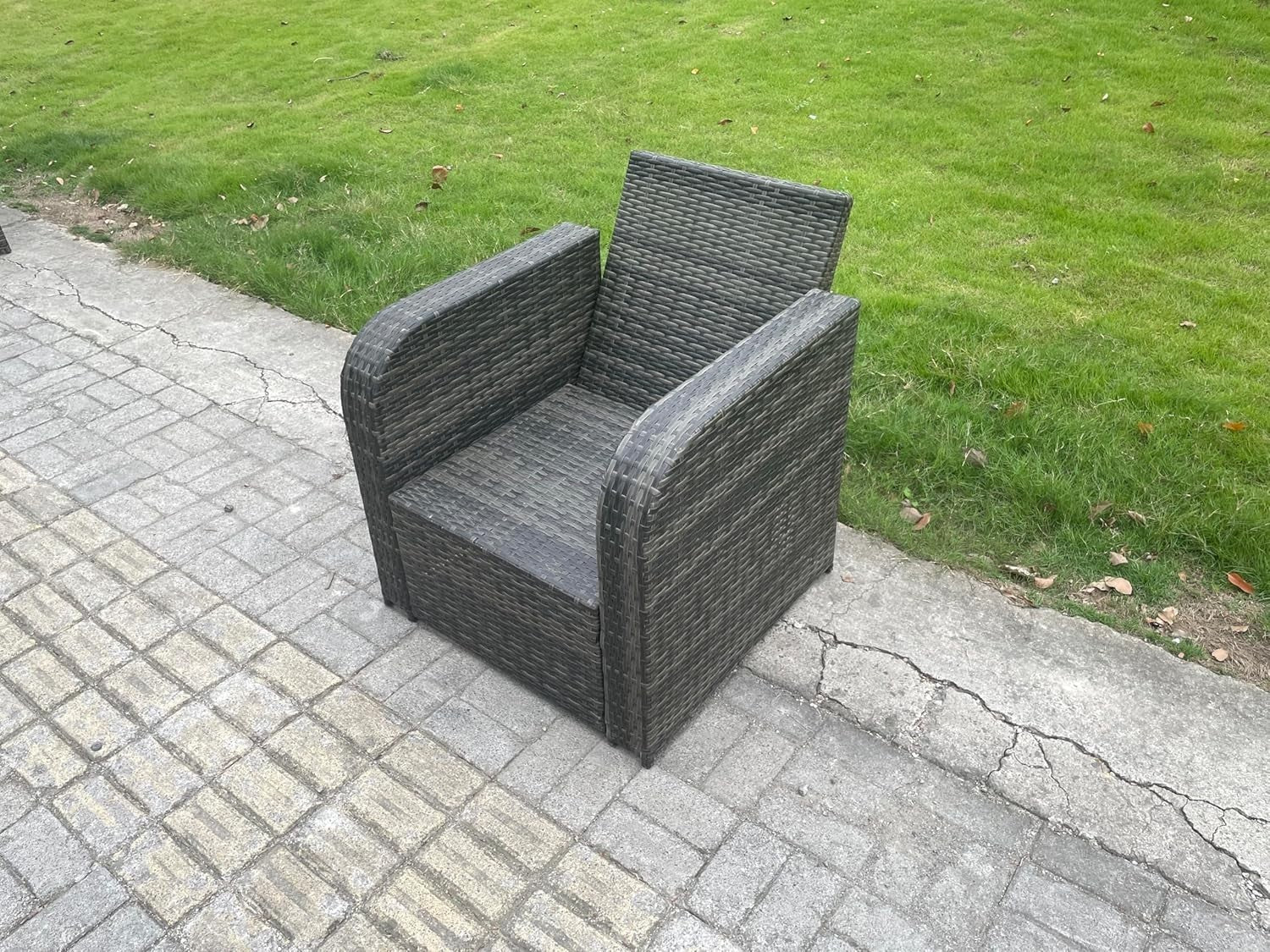 Single Rattan Recliner Chair Cushioned Garden Seat Outdoor Patio Lounge