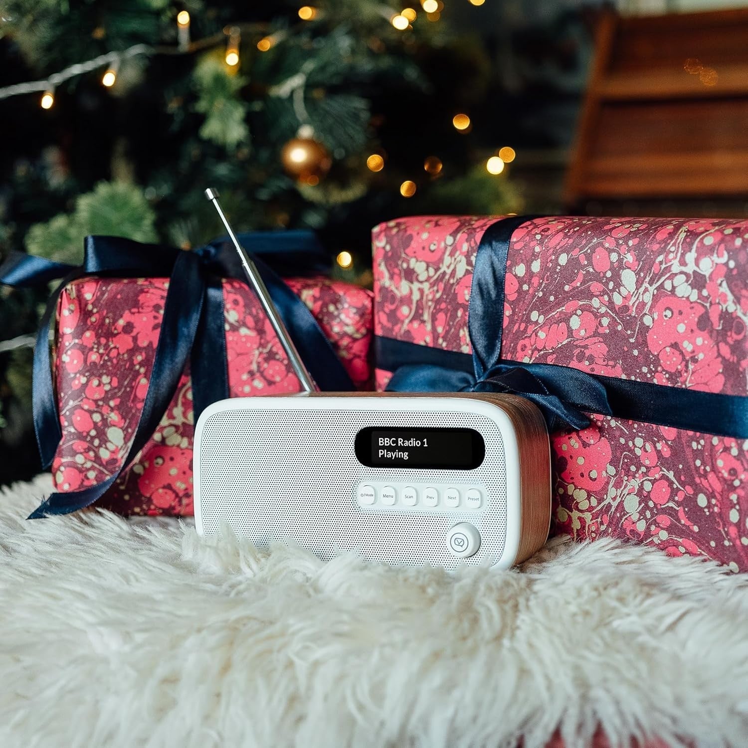 Portable DAB/DAB+ FM Radio Bluetooth, Alarm Clock Rechargeable