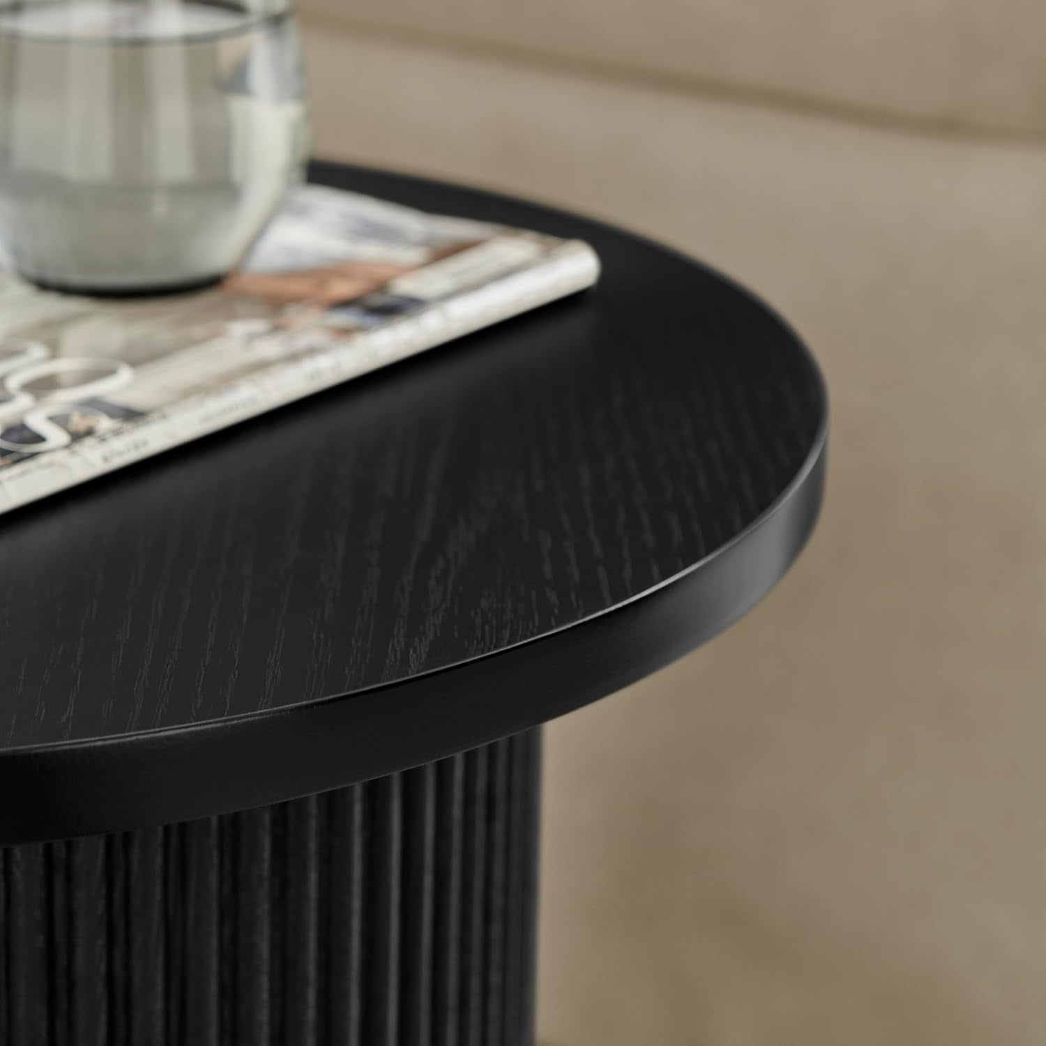 Modern Black Round Side Table 60cm Pedestal End Table Minimalist Style