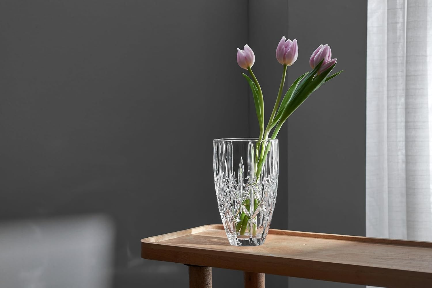 23cm Crystal Glass Flower Vase Tall Clear Cut Design Luxury Table Centrepiece