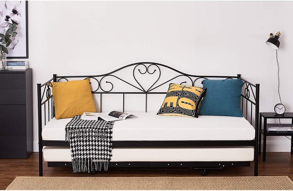 Metal Day Bed with Pull Out Trundle Frame Guest Sofa Bed Black 3FT Single