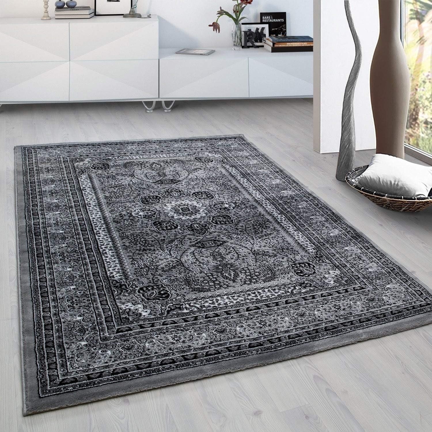 Grey Traditional Area Rug 160x230cm Soft Low Pile Classic Living Room Carpet