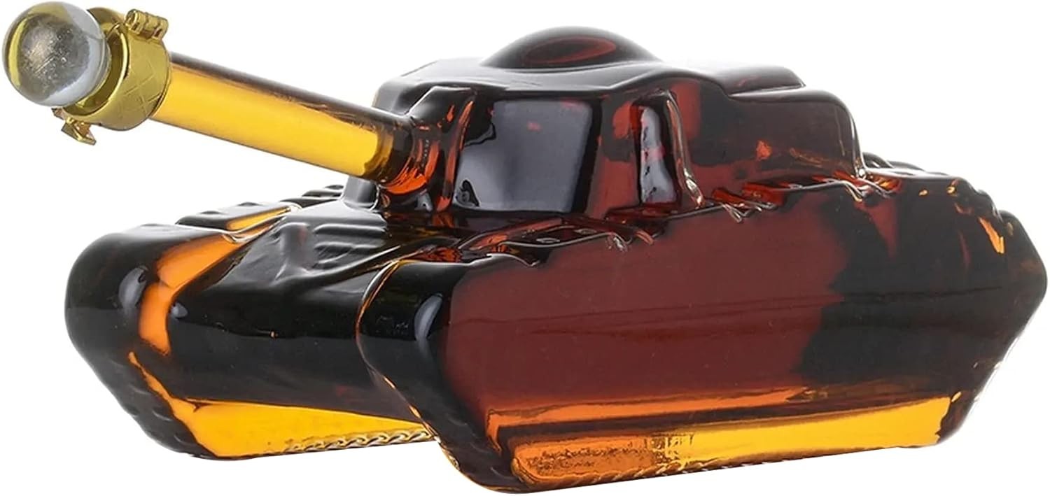 Tank Design Whiskey Decanter 1000ml – Unique Gift for Home Bar & Drinks Display
