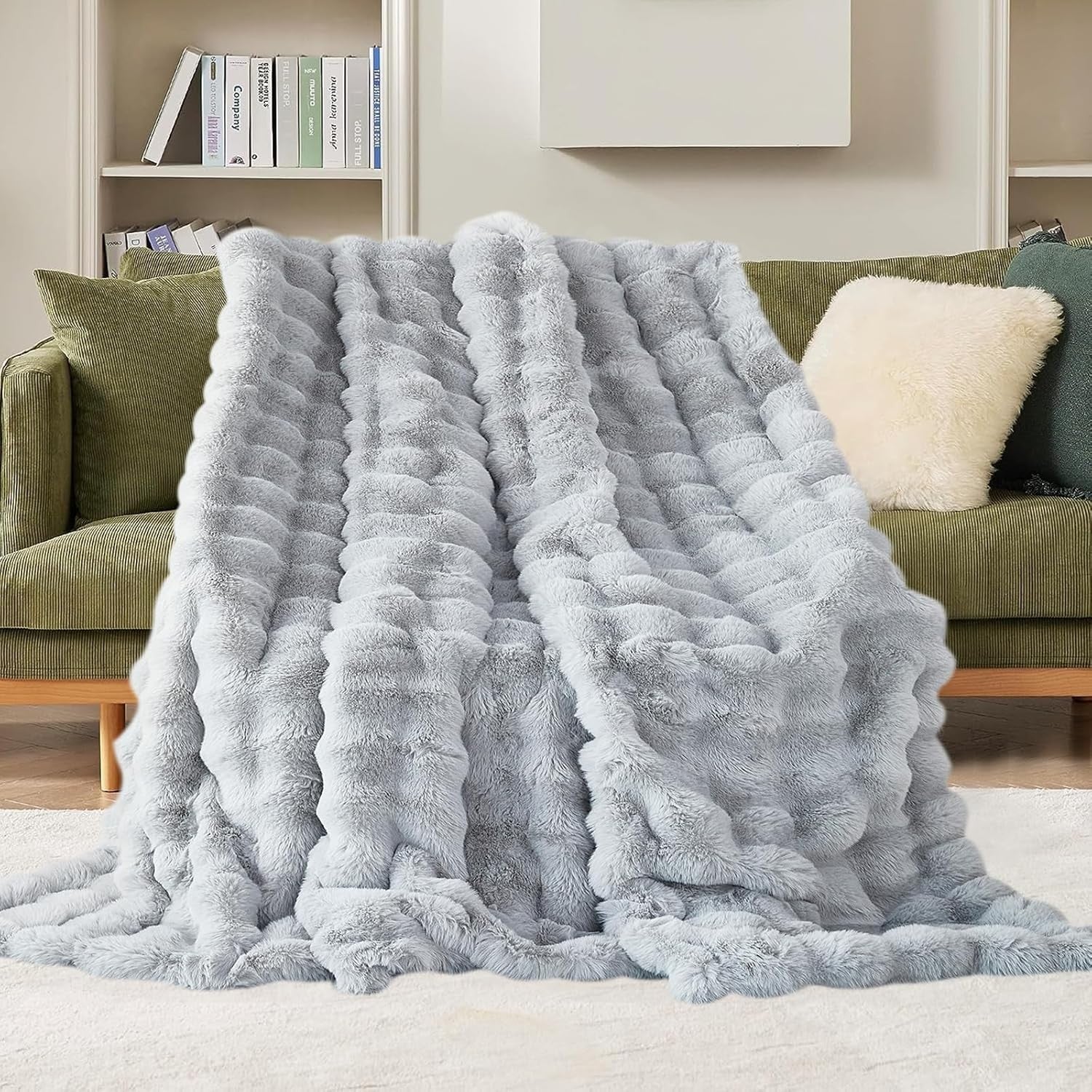 Luxury Thick Plush Fleece Throw Blanket Soft Warm Sofa Bed Light Grey 100x160cm
