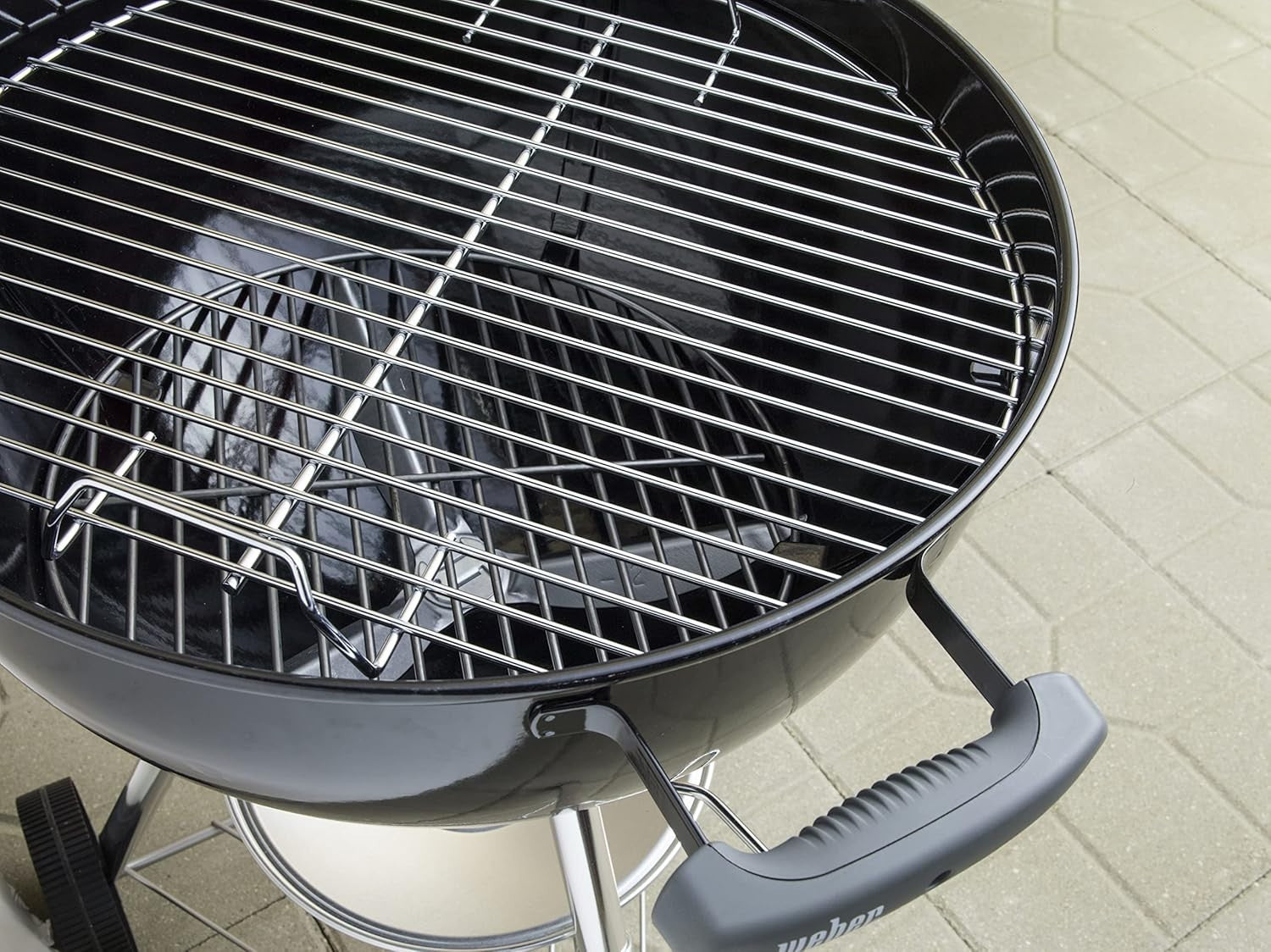 47cm Charcoal Kettle BBQ Grill with Lid Thermometer Tripod Stand Outdoor Cooking