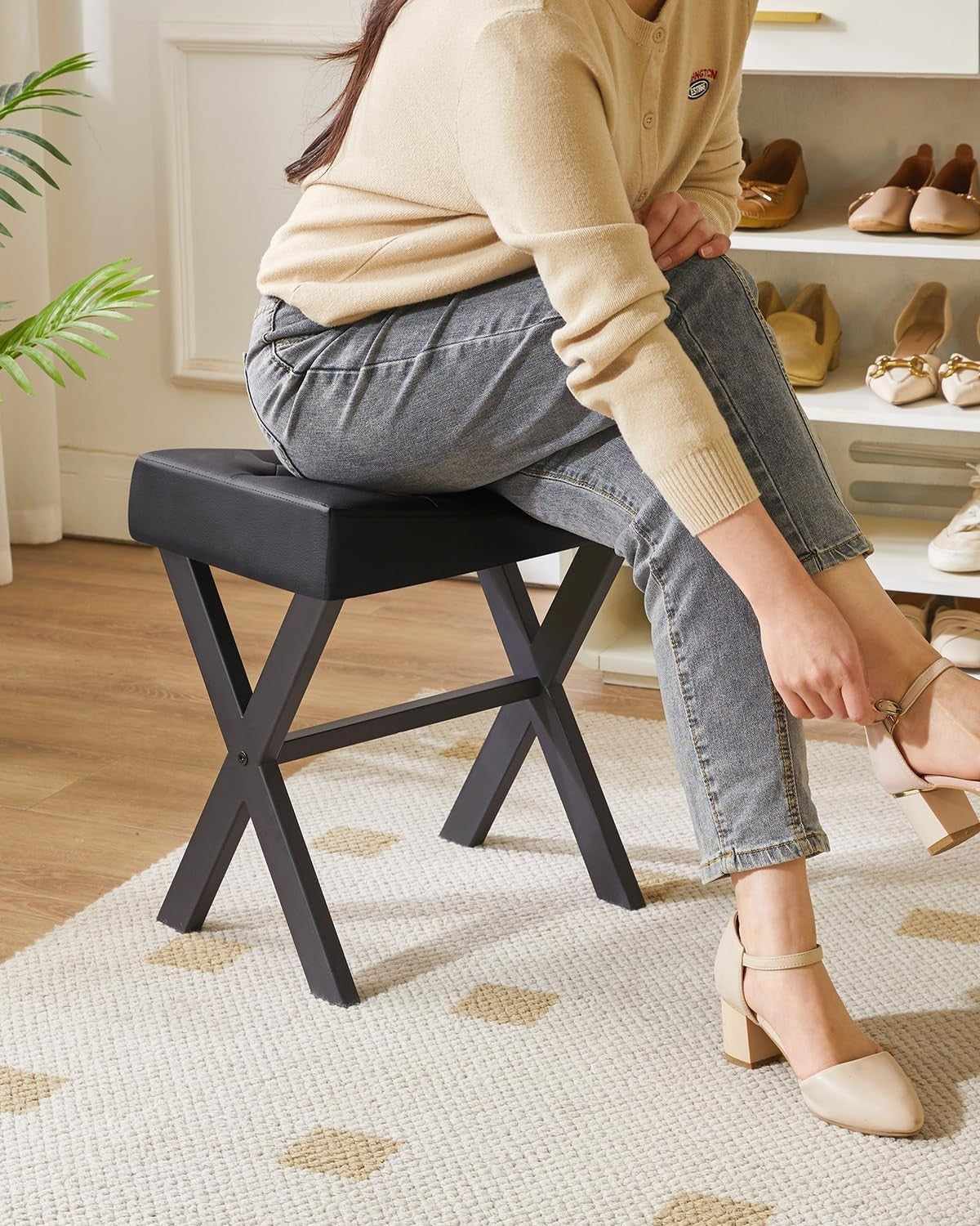 U-Shape PU Vanity Stool with X-Legs – Modern Makeup Seat & Footrest