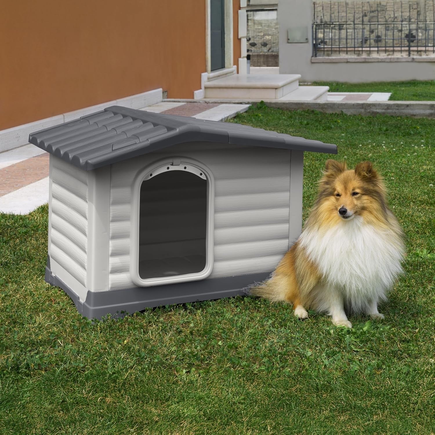 Outdoor Dog Kennel with Drainage, Insulating Base & Removable Roof, Medium