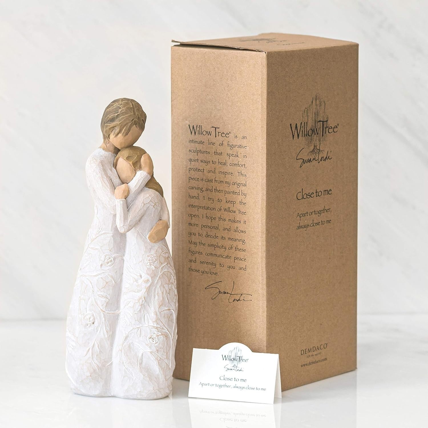 Mother & Child Figurine Resin Sculpture – Hand-Painted Sentimental Home Decor