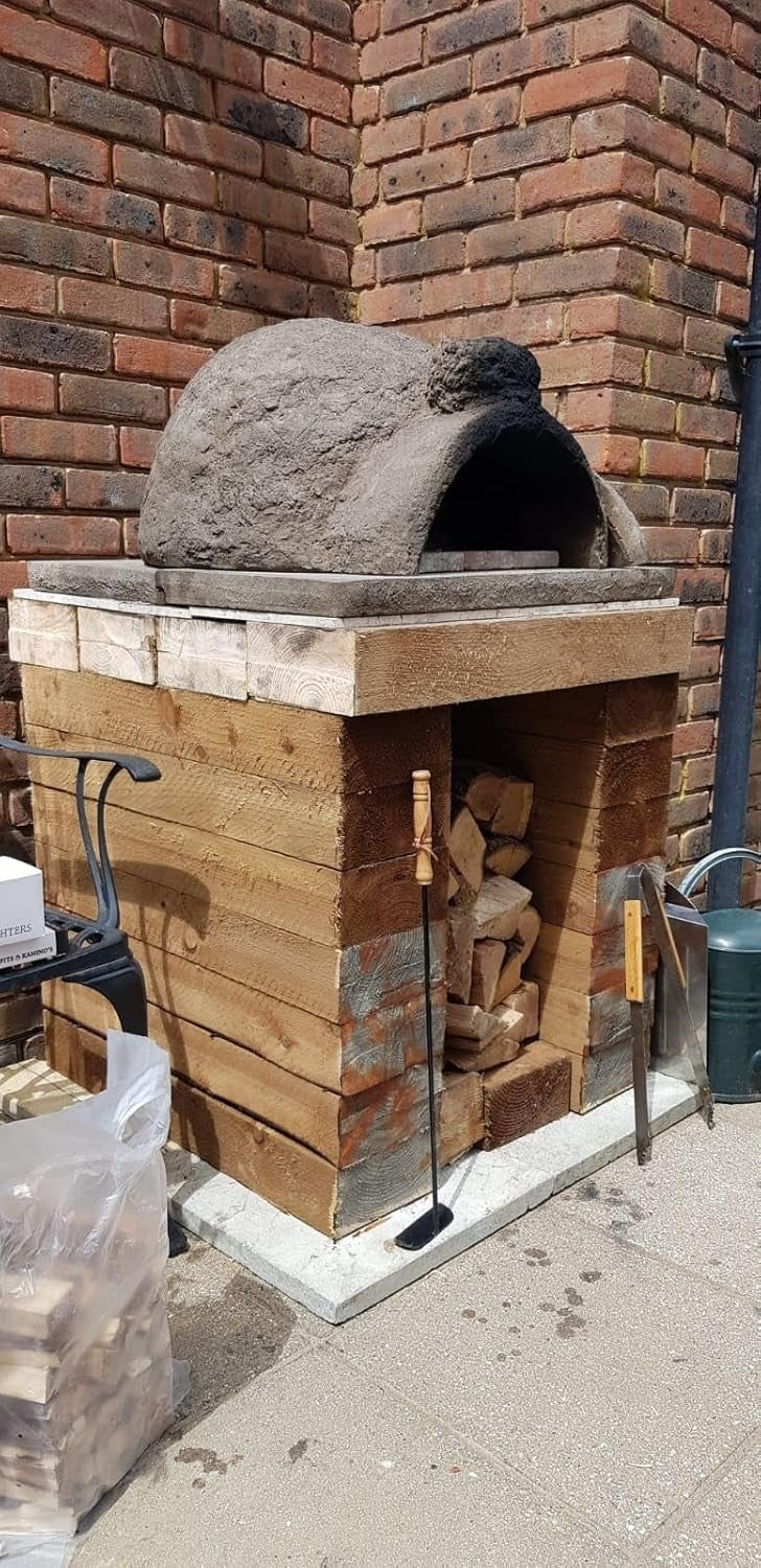 Traditional Wood Fired Outdoor Pizza Oven | Rustic Stone Garden Oven for BBQ