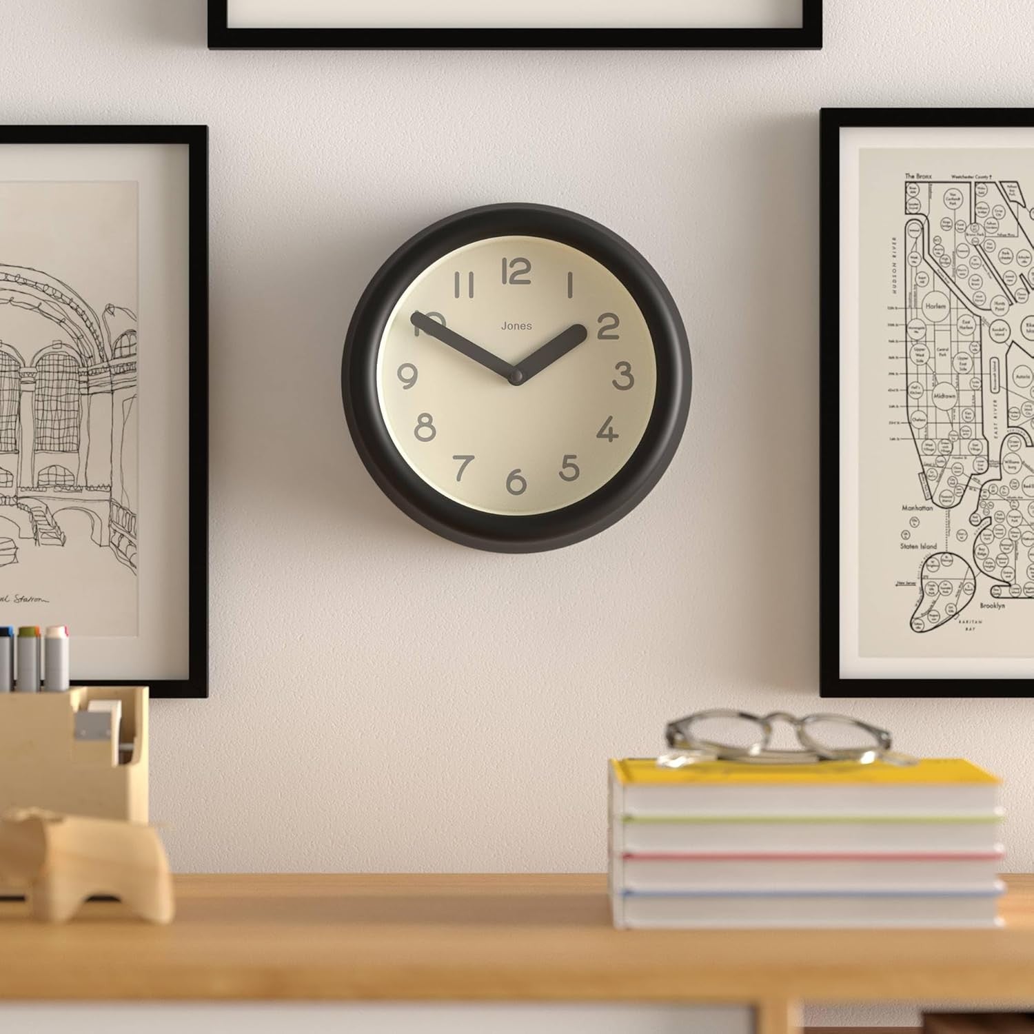 Small Black Wall Clock 22cm Modern Silent Quartz Round Minimalist Home Decor