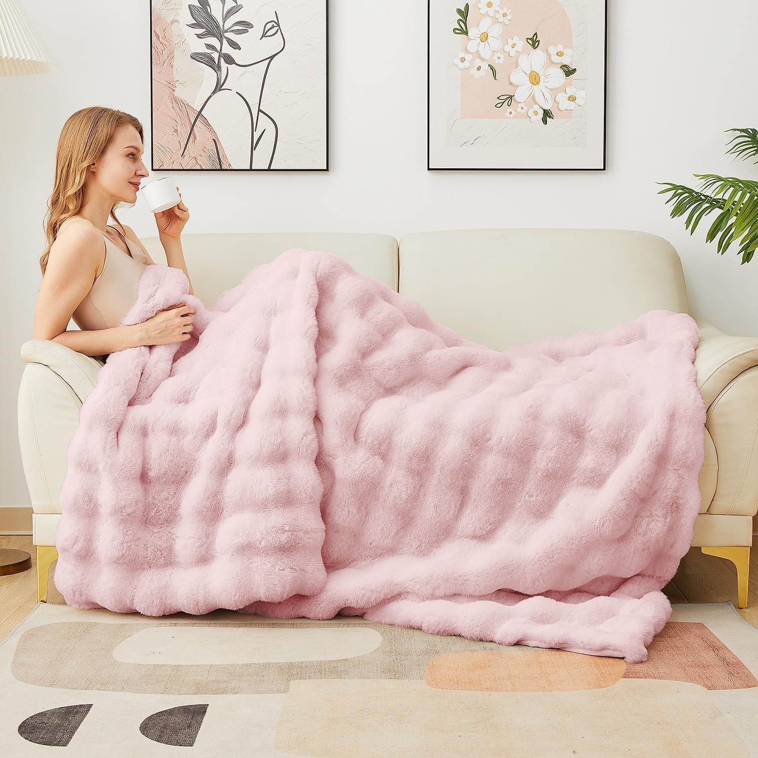 Queen Size Pink Faux Fur Blanket Plush Thick Warm Luxury Sofa Bed Throw