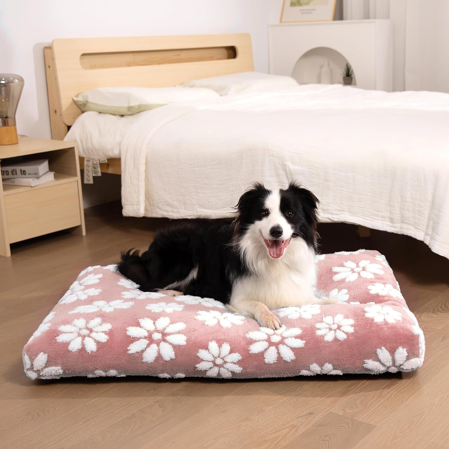 Large Dog Bed 89x56cm Washable Crate Mattress Pink