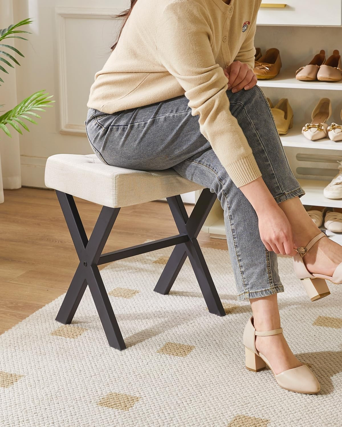 U-Shaped Linen Vanity Stool with X-Leg – Makeup Seat & Side Table