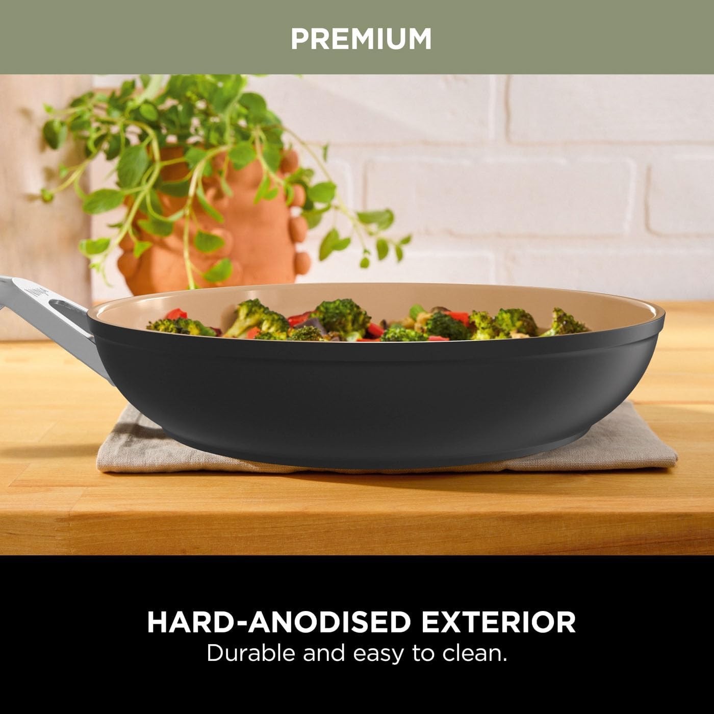 28cm Terracota & Black Ceramic Non-Stick Frying Pan – Induction & Oven Safe