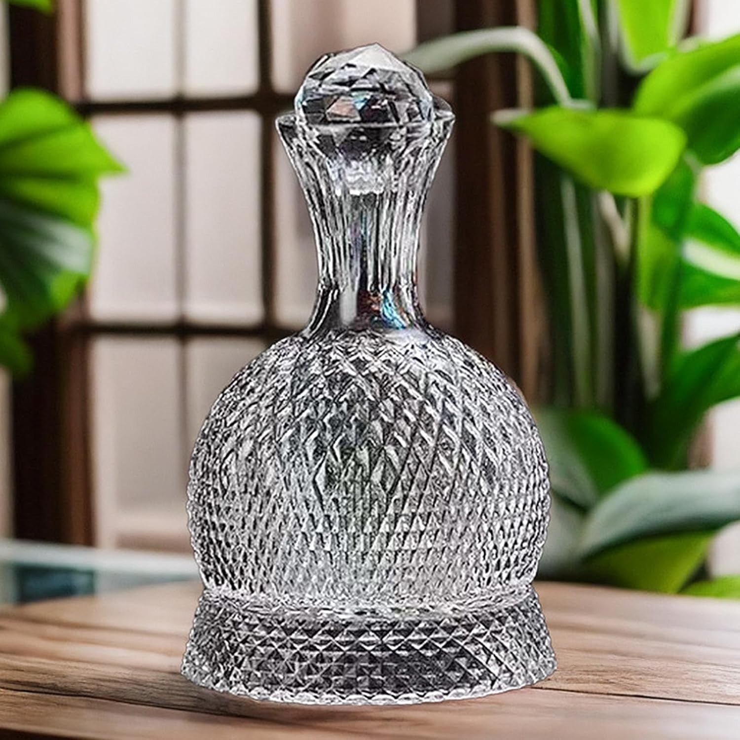 Luxury 1.5L Crystal Wine Decanter – 360° Rotating Aerator Relief Cut Design