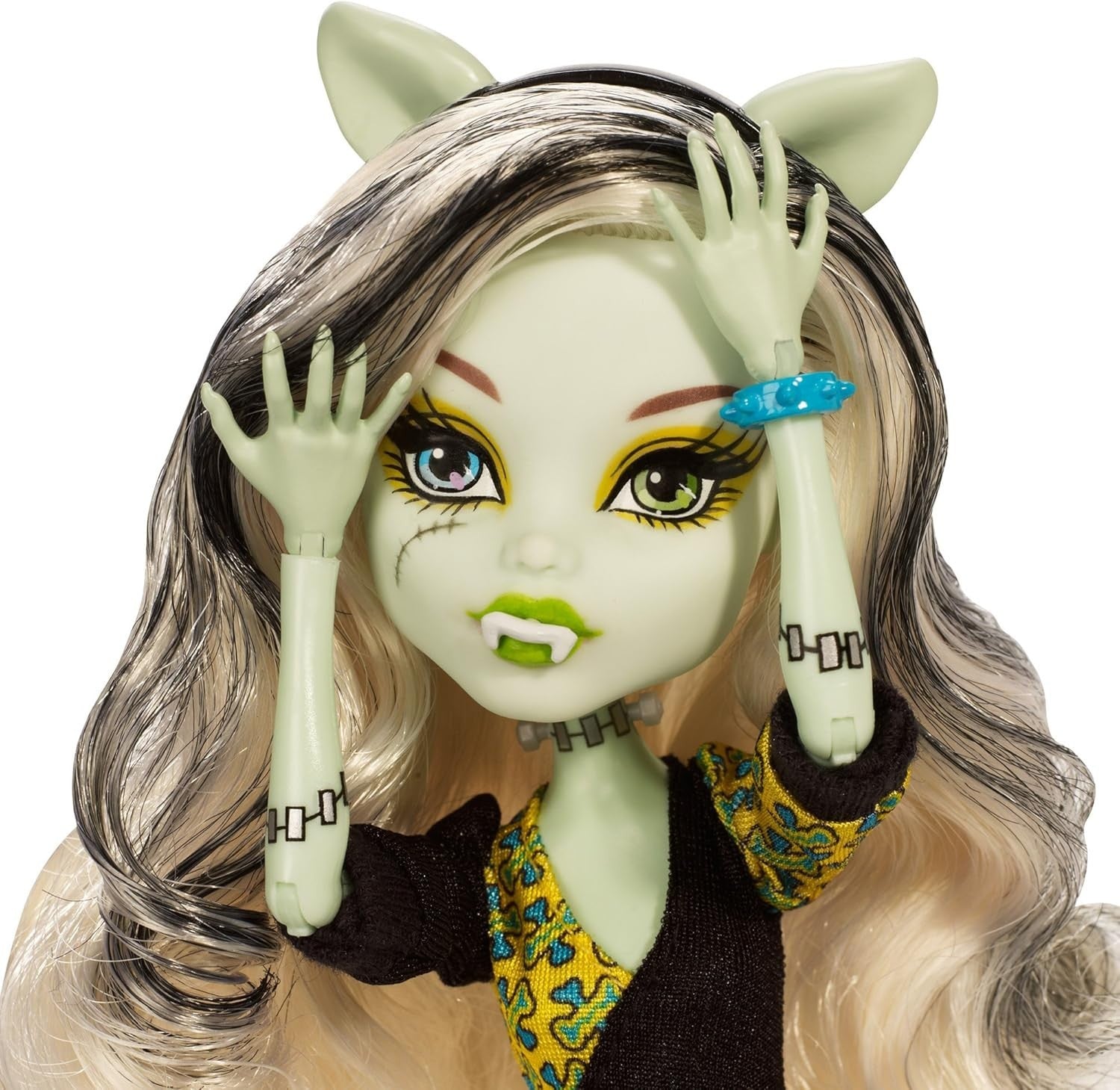 Fusion Fashion Doll Articulated Outfit Accessories Brush Stand Set