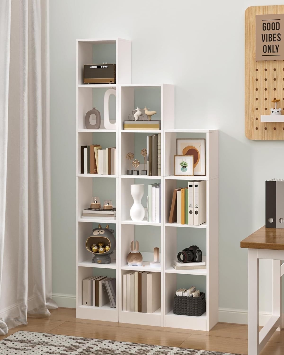 Modern 5-Tier White Wooden Bookshelf, Adjustable Shelves, 24x30x153 cm