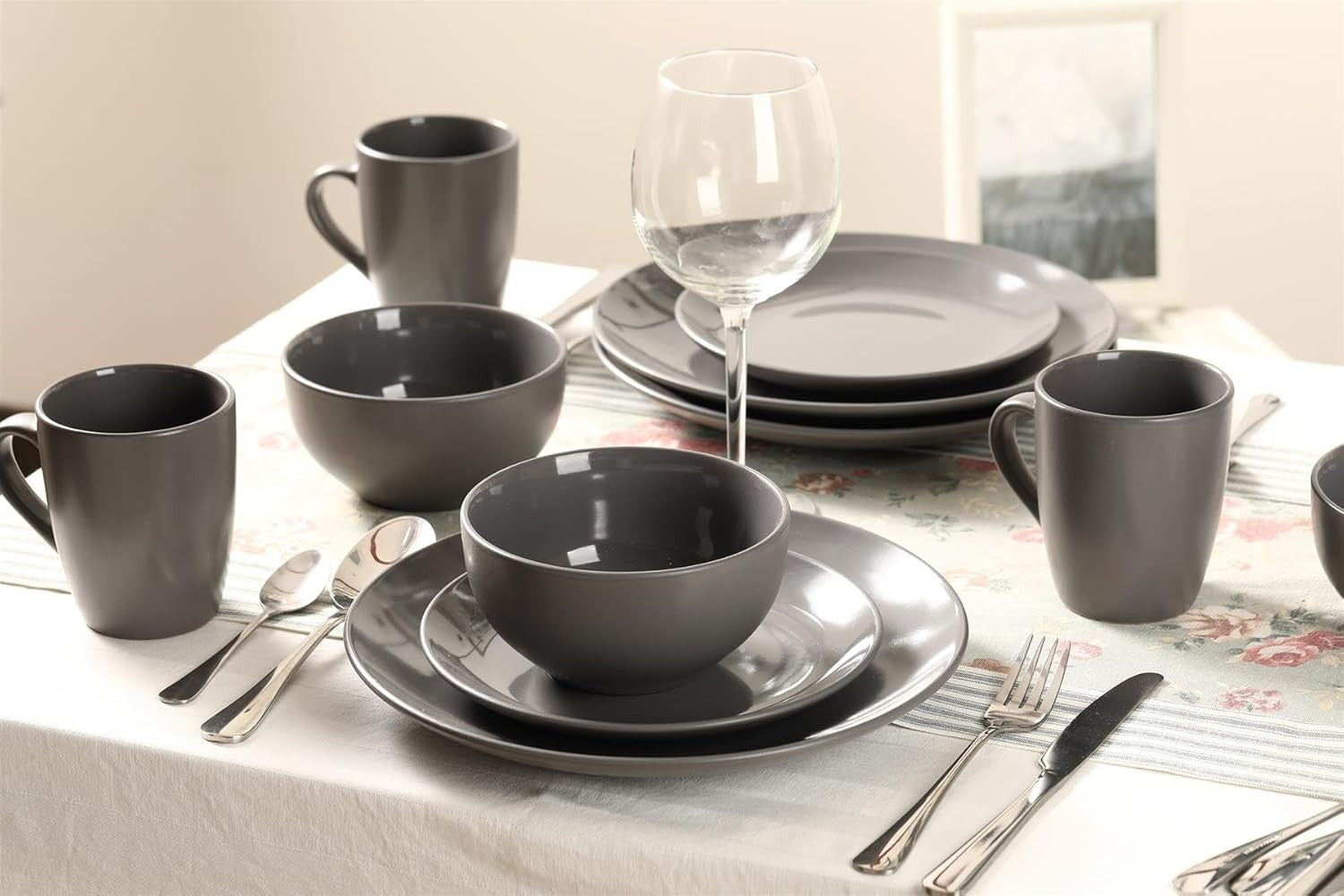 12 Piece Stoneware Dinner Plates Bowls Dishwasher Microwave