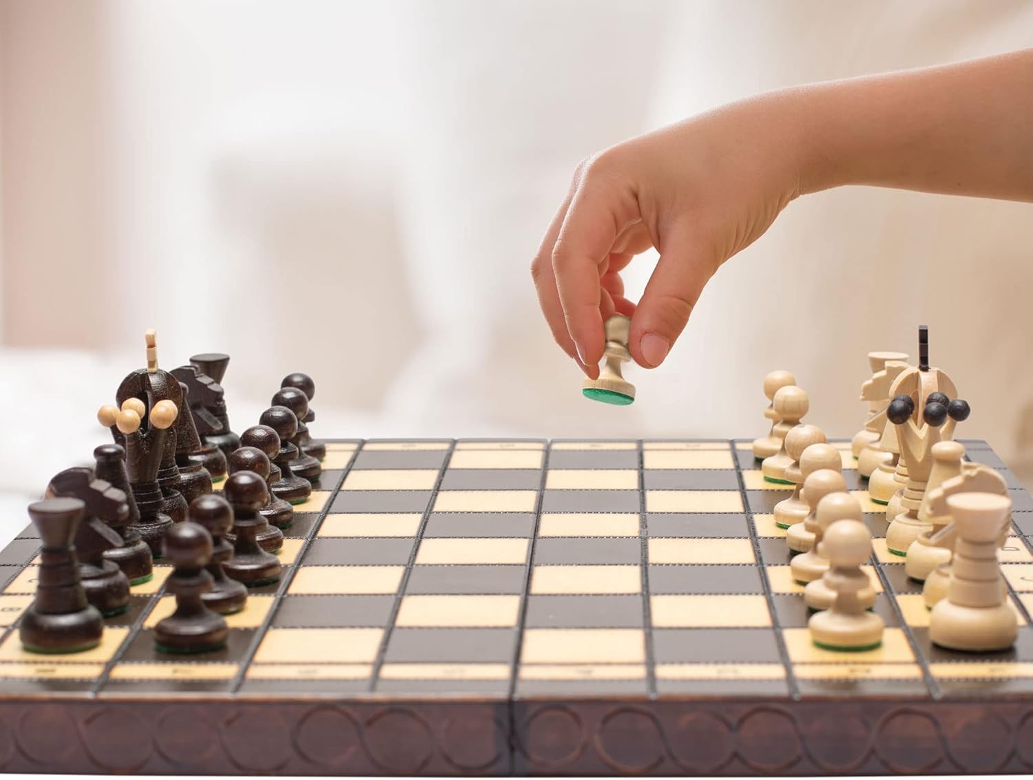 Luxury Wooden Chess Set Medium Size • Handcrafted Pieces • Folding Board
