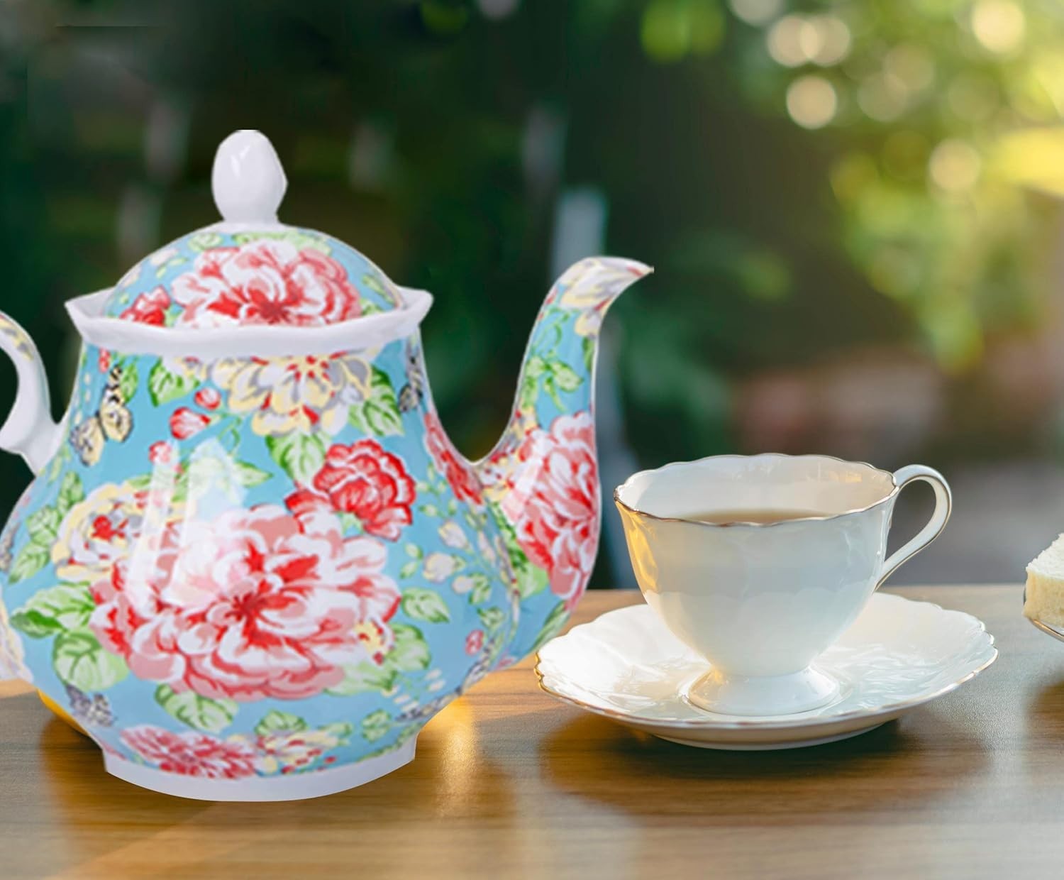 Vintage Porcelain Teapot 37oz Floral Tea Pot European Style Gift Box